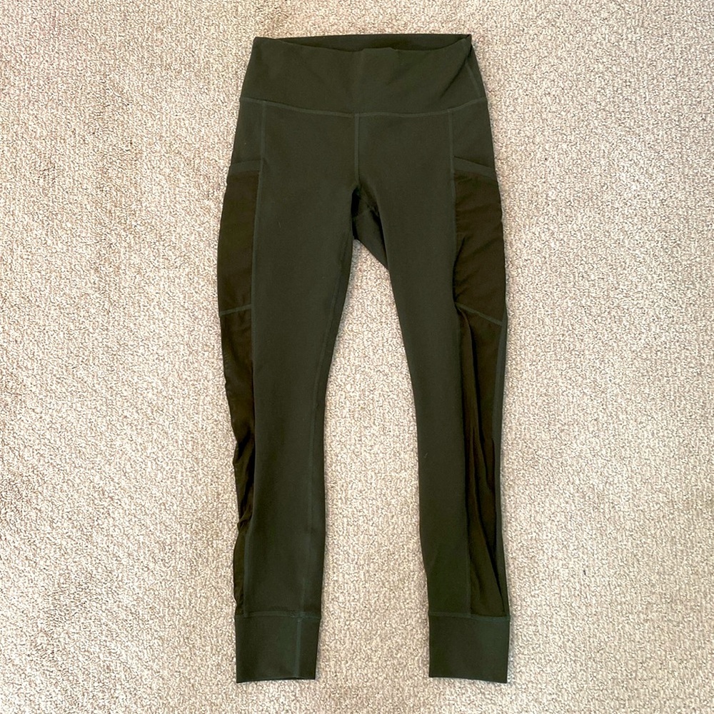 Fabletics Mesh Pocket Leggings